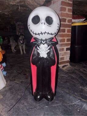 Blow mold Jack skeleton